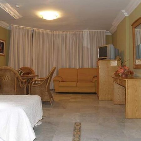 Apartament Rocamar La Línea de la Concepción Pokój zdjęcie